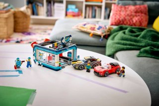 LEGO City 60497 - Automatyczna myjnia samochodowa