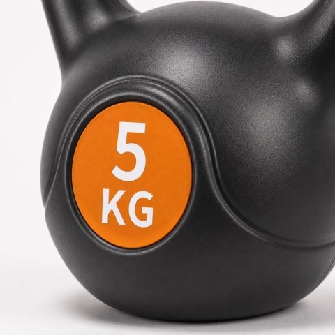Kettlebell 5 kg, plastikowy z wypełnieniem cementowym