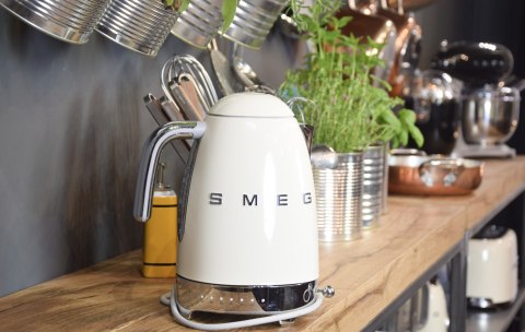 Czajnik elektryczny SMEG KLF04CREU kremowy