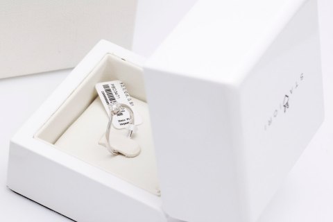 Złoty pierścionek PBD3471 - Diament