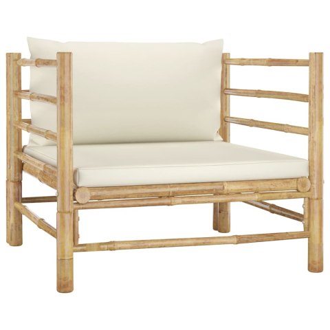 Sofa ogrodowa, śmietankowe poduszki, bambus