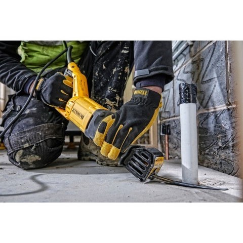 Pilarka szablowa DeWalt DWE305PK (1100W)