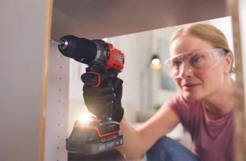 Wiertarko-wkrętarka 18V BCD383D2TA BLACK+DECKER