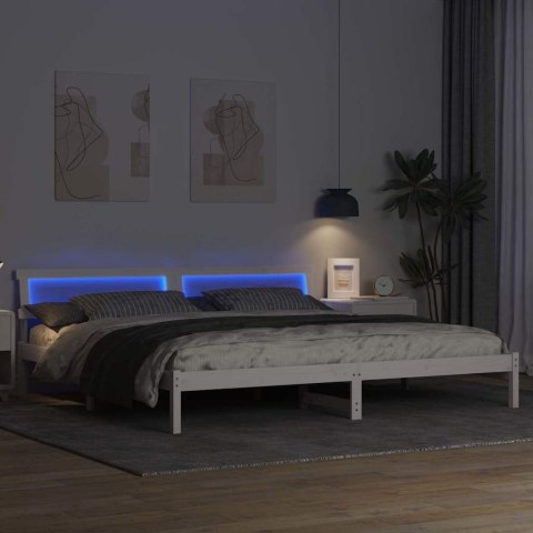Ramka łóżka Z zagłówkiem Biały 200 x 200 cm Lite drewno sosnowe