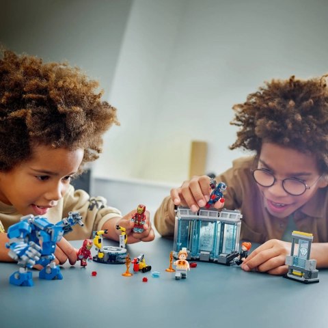 LEGO Marvel Super Heroes 76315 Laboratorium Iron Mana: Zbrojownia