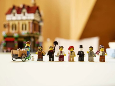 LEGO ICONS 10350 Dom w stylu angielskim
