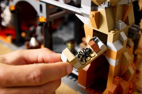 LEGO Icons 10333 - Władca pierścieni: Barad-dur