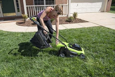 24V kosiarka 33 cm Greenworks GD24LM33