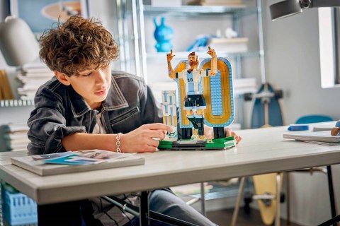 LEGO Editions 43015 - Lionel Messi - piłkarska legenda