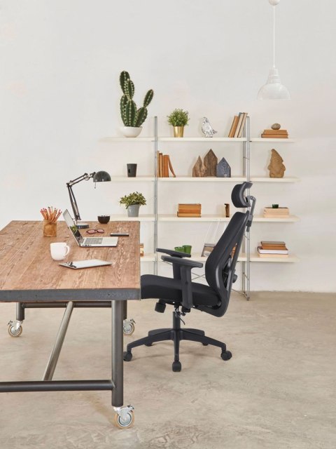 Ergonomiczny fotel biurowy ACTIVEJET T5 czarny (OUTLET)