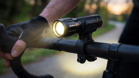 Lampa rowerowa przednia