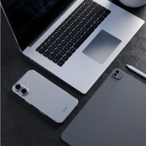 Etui pokrowiec na iPhone 17 Skinny Cover - przezroczysty