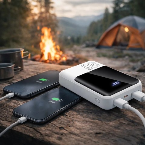 EVERACTIVE POWERBANK 20 000MAH, 2X USB, 1X USB-C 22,5W, QC4+, WYŚWIETLACZ LCD, BIAŁY EB-20Q