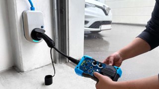 Adapter do testowania pojazdów elektrycznych