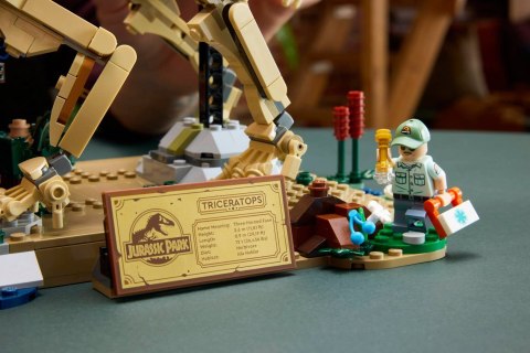 LEGO Jurassic World 77985 - Szkielety dinozaurów: Triceratops